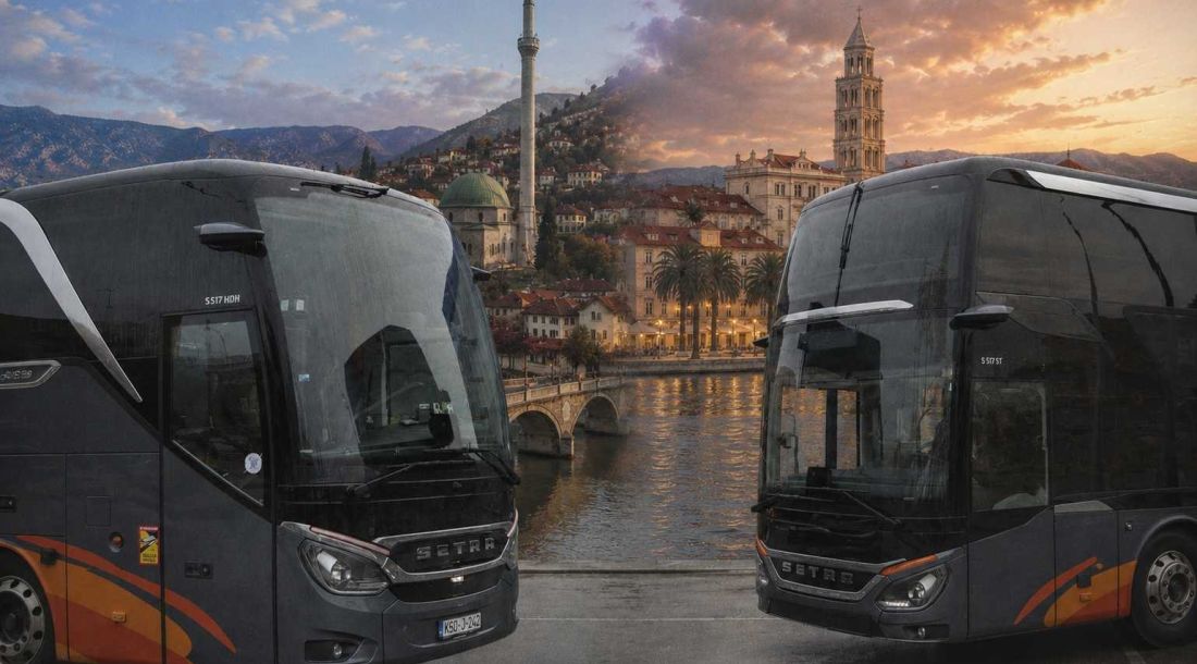 Dva Livno-Bus autobusa ispred kombinirane pozadine Sarajeva i Splita.