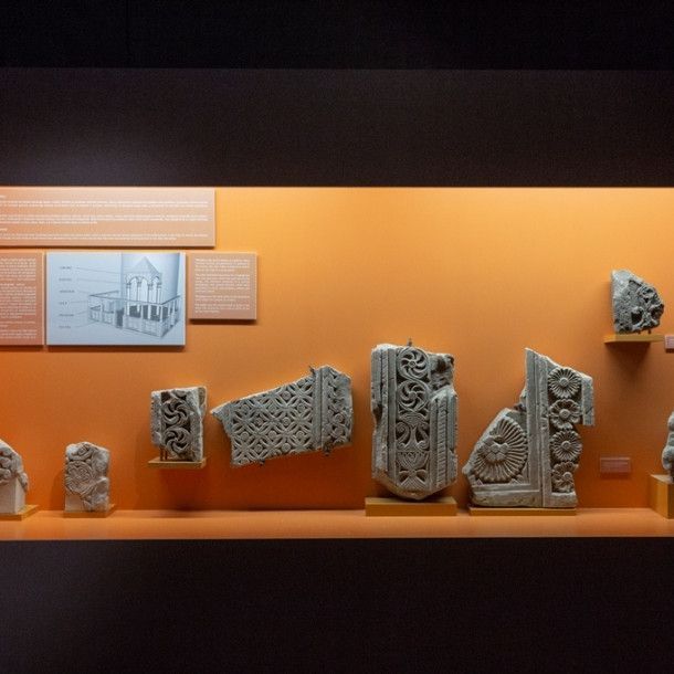 1652445987-06-permanent-archaeological-exhibition-pages.jpg