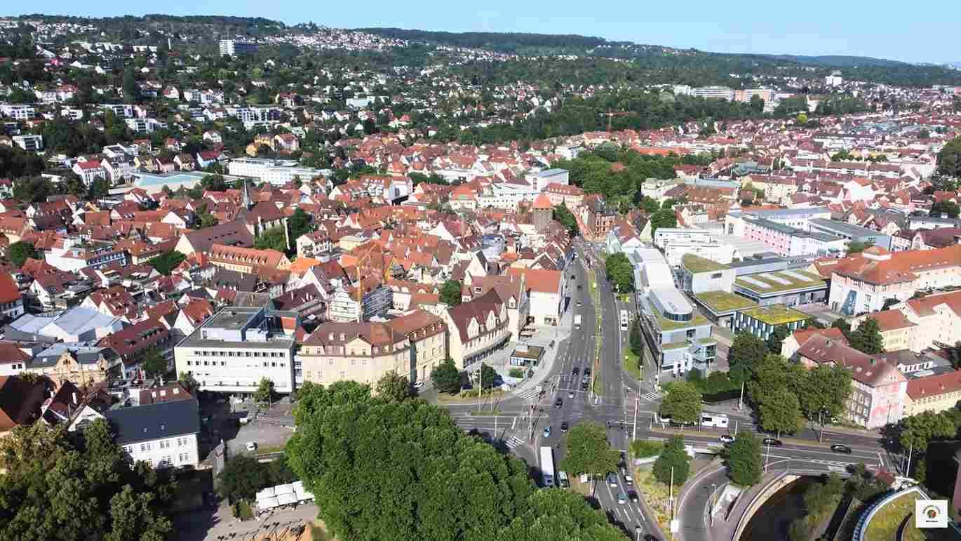 Panoramski pogled na povijesnu jezgru Esslingena