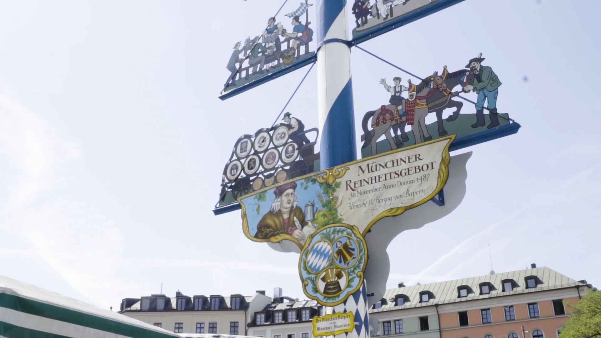 Detalj ukrasa i oznake na Viktualienmarktu, tradicionalnoj tržnici u centru Münchena.